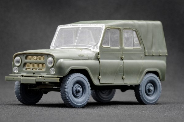 ScaleX WM 35007 UAZ 469 Ordinary wheel set (for Trumpeter) 1/35