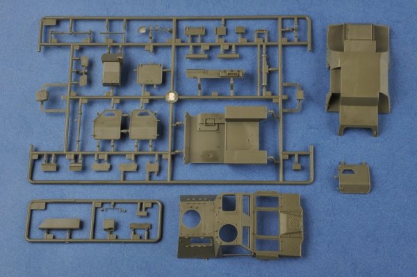 Hobby Boss 83876 French VBL Armour Car