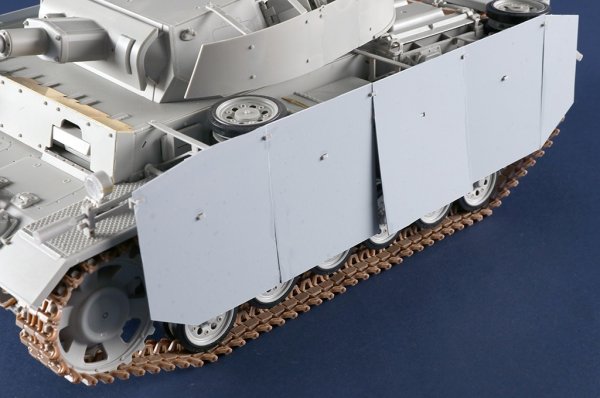 Trumpeter 00956 Pz.Kpfw.III Ausf.N 1/16