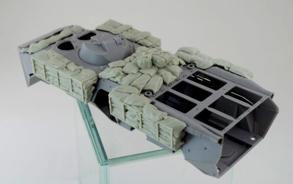 Panzer Art RE35-693 Sandbags armor for Ukrainian BTR-80 1/35