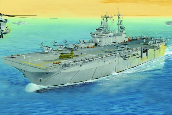 Hobby Boss 83402 USS Wasp LHD-1 1/700