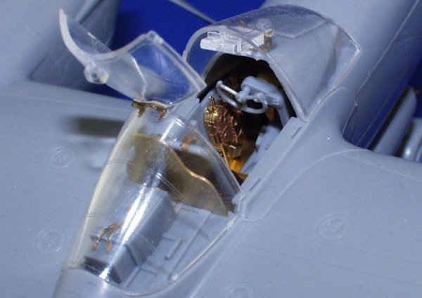 Eduard FE224 P-38F 1:48 Hasegawa