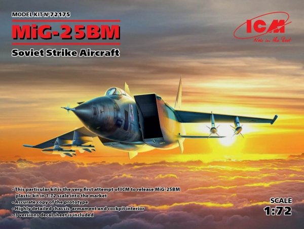 ICM 72175 MiG 25 BM Soviet Strike Aircraft 1/72