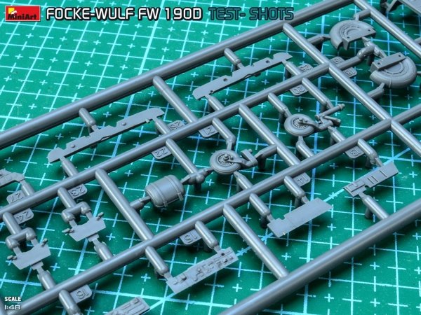 MiniArt 48040 FOCKE-WULF FW 190D-9. MIMETALL PROD. JAGDGESCHWADER 301. BASIC KIT 1/48