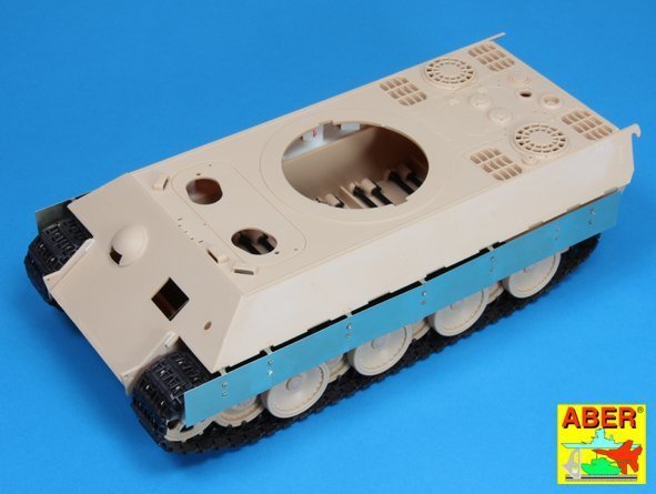 Aber 25019 Side skirts for Panther A/D (1:25)