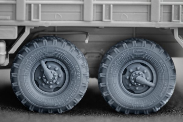 ScaleX WM 72001S ZIL 131 Sagged wheel set (for ICM) 1/72