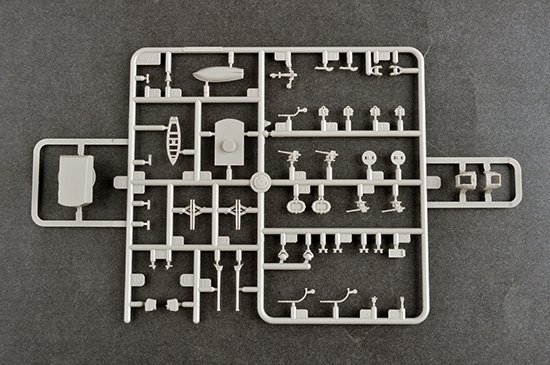 Trumpeter 05349 Italian Heavy Cruiser Gorizia 1/350