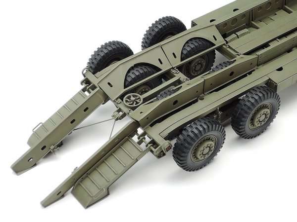 Tamiya 35230 U.S. 40 Ton Tank Transporter &quot;Dragon Wagon&quot; (1:35)