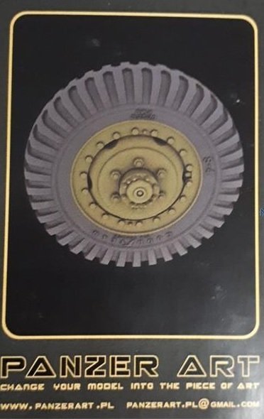 Panzer Art RE35-667 M3 “Scout car” road wheels (Goodyear) 1/35