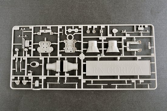 Trumpeter 05349 Italian Heavy Cruiser Gorizia 1/350