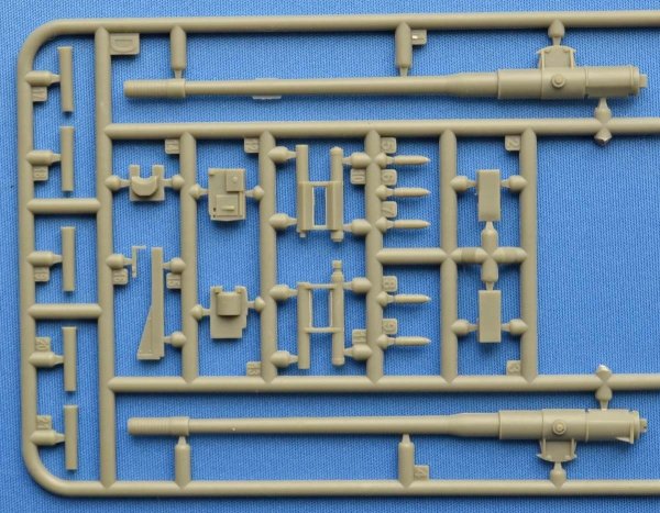ACE 72583 12,8cm Kanone (К 81/2) - German heavy anti-tank gun 1/72