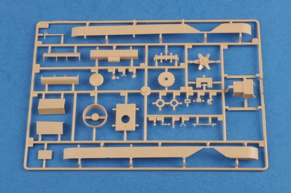 Hobby Boss 83851 Soviet T-28 Medium Tank (Early) (1:35)