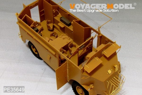 Voyager Model PE35649 WWII British AEC 4x4 Armored Command Vehicle&quot;Dorchester&quot; For AFV 35227 1/35