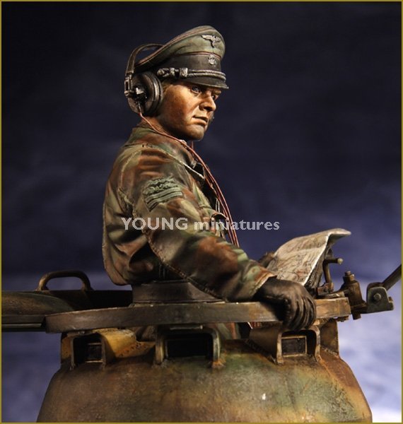 Young Miniatures YM1826 Max Wünsche Western Front 1944 1/10
