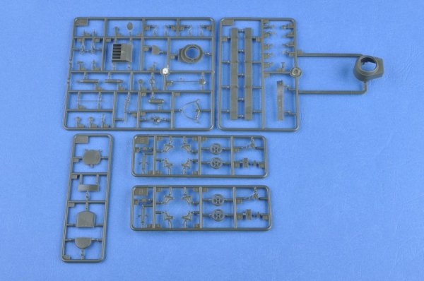 Hobby Boss 83818 Soviet T-37 Amphibious Light Tank Early (1:35)