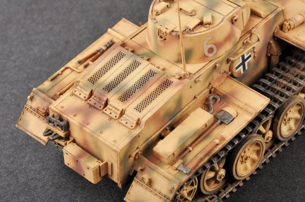 Hobby Boss 83805 German Pzkpfw.I Ausf.F (VK18.01) Late (1:35)