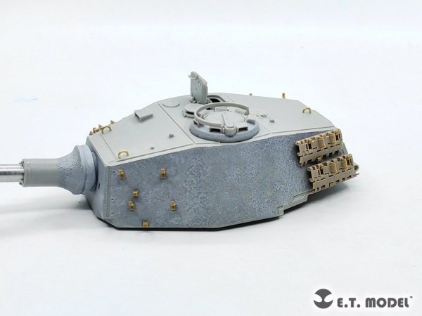 E.T. Model P35-318 Tiger II/Jagdtiger Spare Track Brackets For Common Version Track ( 3D Print ) 1/35