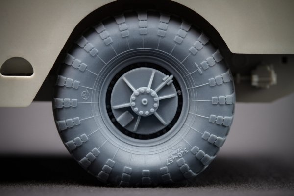 ScaleX WM 35013S BRDM 2 Sagged wheel set (for Trumpeter) 1/35