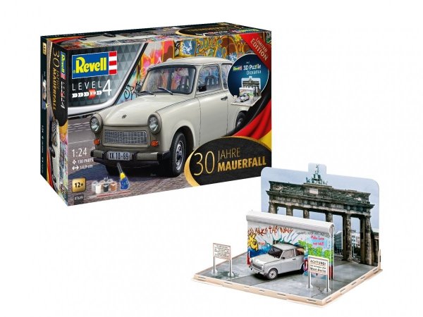 Revell 07619 30th Anniversary &quot;Fall of the Berlin Wall&quot; 1/24