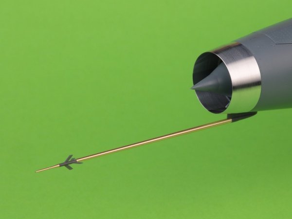 Master AM-48-195 MiG-21 F-13 (Fishbed C) - Rurka Pitota z żywicznym mocowaniem (do modelu Eduard) 1/48