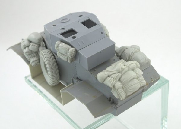 Panzer Art RE35-725 AEC Mk.III Stowage set 1/35