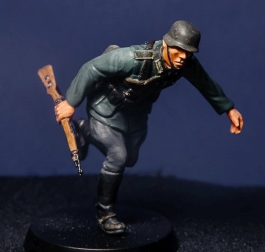 Toro 35F152 Wrzesień 1939 - Biegnący niemiecki kawalerzysta (2) 1/35