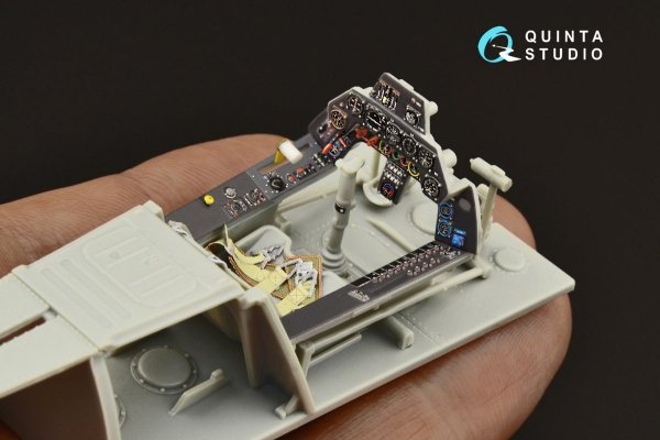 Quinta Studio QD32128 Ta 152H 3D-Printed &amp; coloured Interior on decal paper (Zoukei-Mura) 1/32