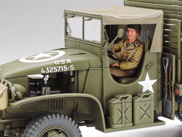 Tamiya 35218 U.S. 2 -Ton 6x6 Cargo Truck (1:35)