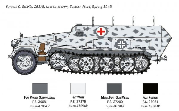 Italeri 7077 Sd.Kfz. 251/8 AMBULANCE 1/72