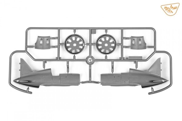 Clear Prop! CP4813 Polikarpov I-16 type 5 - in the sky of China STARTER KIT 1/48