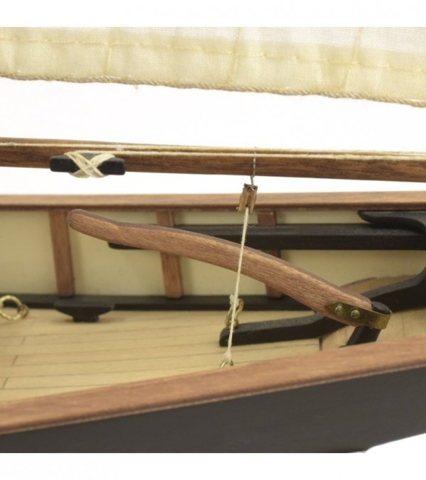 ARTESANIA LATINA 22110N U.S. Pilot Boat Swift 1805 1/50