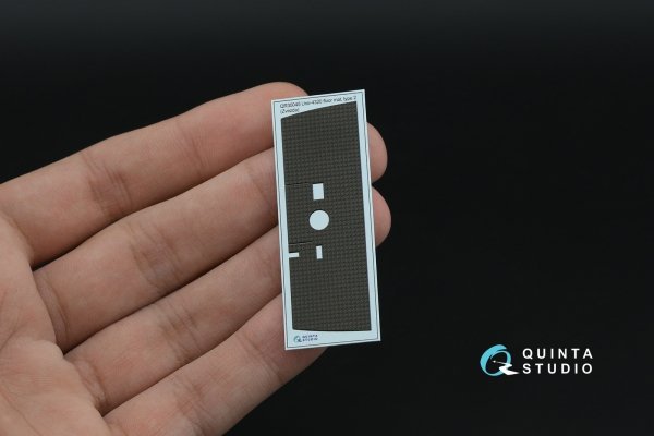 Quinta Studio QR35045 Ural-4320 floor mat, type 2 (Zvezda) 1/35