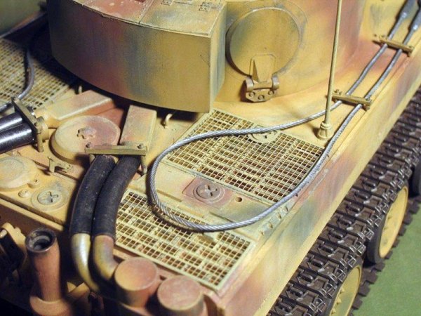 Eureka XXL ER-2502 Towing cable for Pz.Kpfw.VI Tiger Ausf.E Tank 1/25