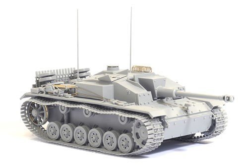 Dragon 6644 StuG III Ausf.F8 Late Production w/Winterketten (1:35)