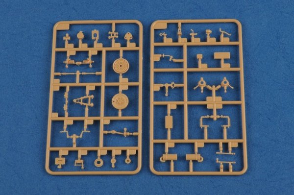 Hobby Boss 83812 German Sd.Kfz.221 Leichter Panzerspahwagen (3rd Series)