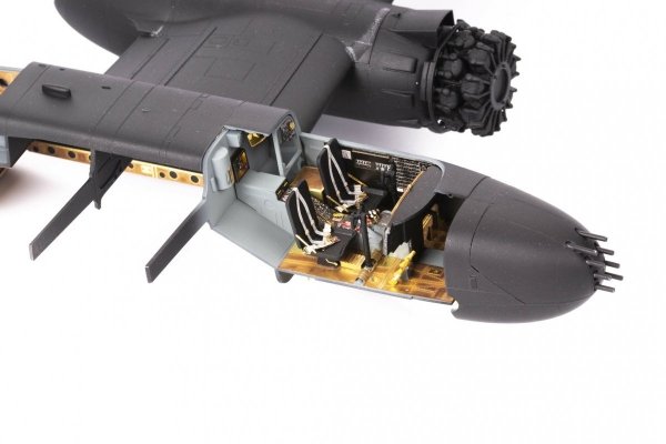 Eduard FE1262 B-26K Invader ICM 1/48