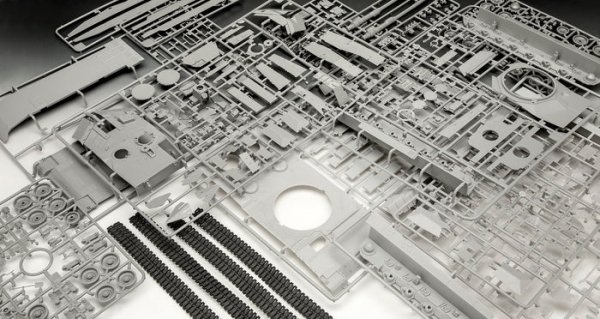 Revell 03360 Leopard 2A7A1 1/35