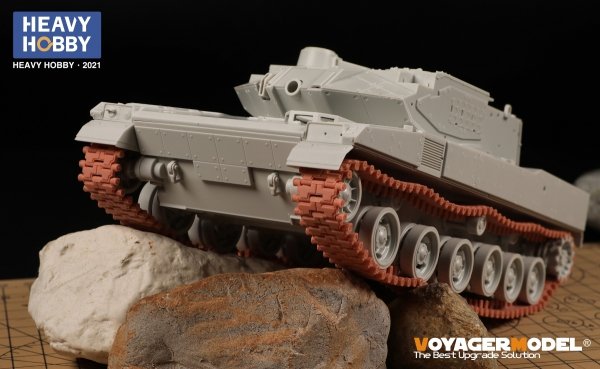 Heavy Hobby PT35015 Rubber Tracks for PLA ZTQ-15 1/35