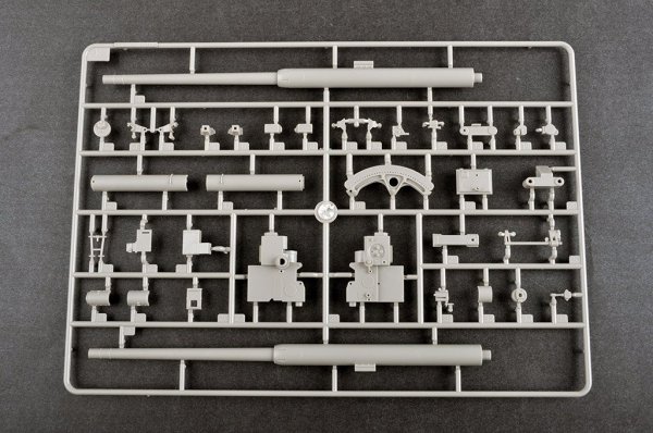 Trumpeter 09585 E-100 Flakpanzer w/12.8cm Flak 40 1/35