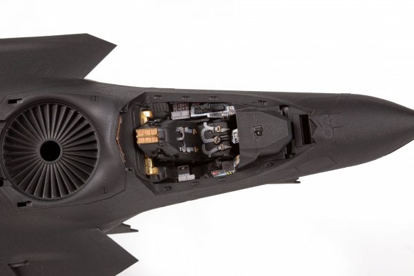 Eduard 73832 F-35B TAMIYA 1/72