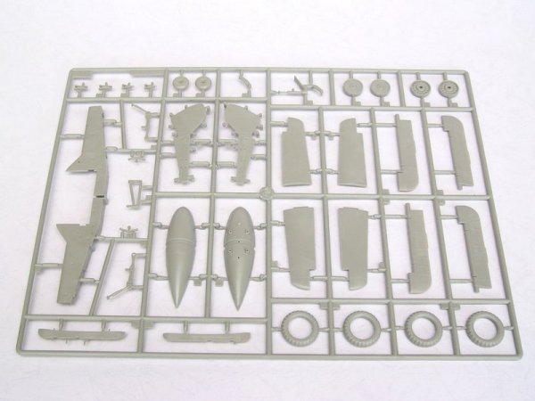 Trumpeter 02411 Focke-wulf Fw190 D-9 (1:24)