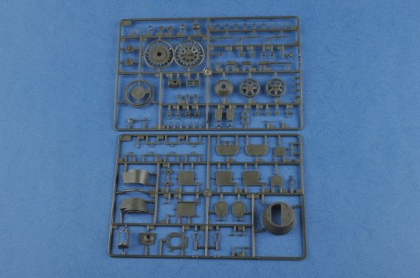 Hobby Boss 83843 Soviet T-35 Heavy Tank 1938/1939 1/35