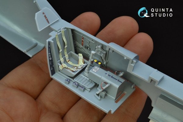 Quinta Studio QD32083 Bf 109G-2/G-4 3D-Printed &amp; coloured Interior on decal paper (Hasegawa) 1/32
