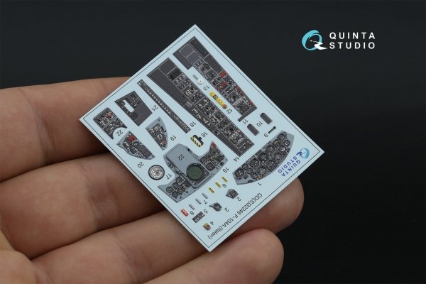 Quinta Studio QDS-32246 F-104A 3D-Printed &amp; coloured Interior on decal paper (Italeri) (Small version) 1/32