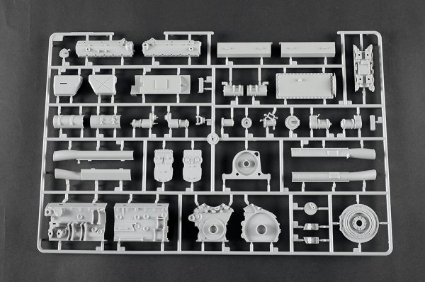 Trumpeter 00944 Pz.Kpfw.VI Ausf.E Sd.Kfz.181 Tiger I (Medium Production) 1/16