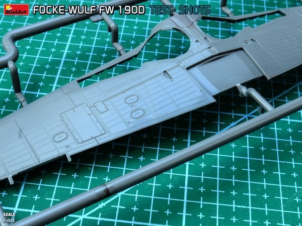MiniArt 48040 FOCKE-WULF FW 190D-9. MIMETALL PROD. JAGDGESCHWADER 301. BASIC KIT 1/48