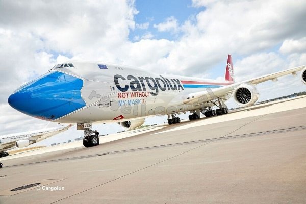 Revell 03836 Boeing 747-8F Cargolux &quot;Facemask&quot; 1/144 