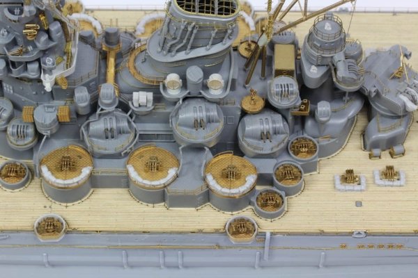 Pontos 37025FN IJN Musashi 1944 Detail up set Advanced Hinoki Tone Deck (1:350)