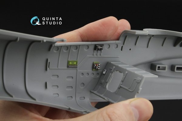Quinta Studio QDS-32250  A-26C Invader 3D-Printed &amp; coloured Interior on decal paper (Hobby Boss) (with 3D-printed resin parts) 1/32