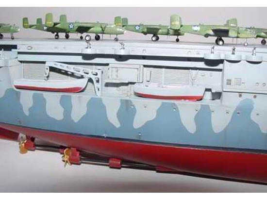 Trumpeter 05601 U.S. Aircraft Carrier CV-8 Hornet (1:350)